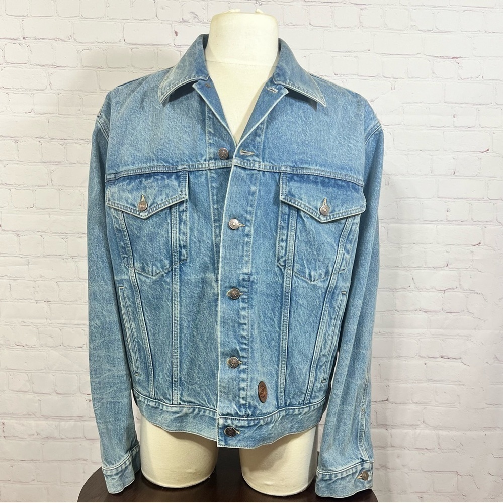 GUCCI X DISNEY DONALD DUCK embroidered denim Jacket NWT 56 or 3X *Posh Pick! - Picture 2 of 14